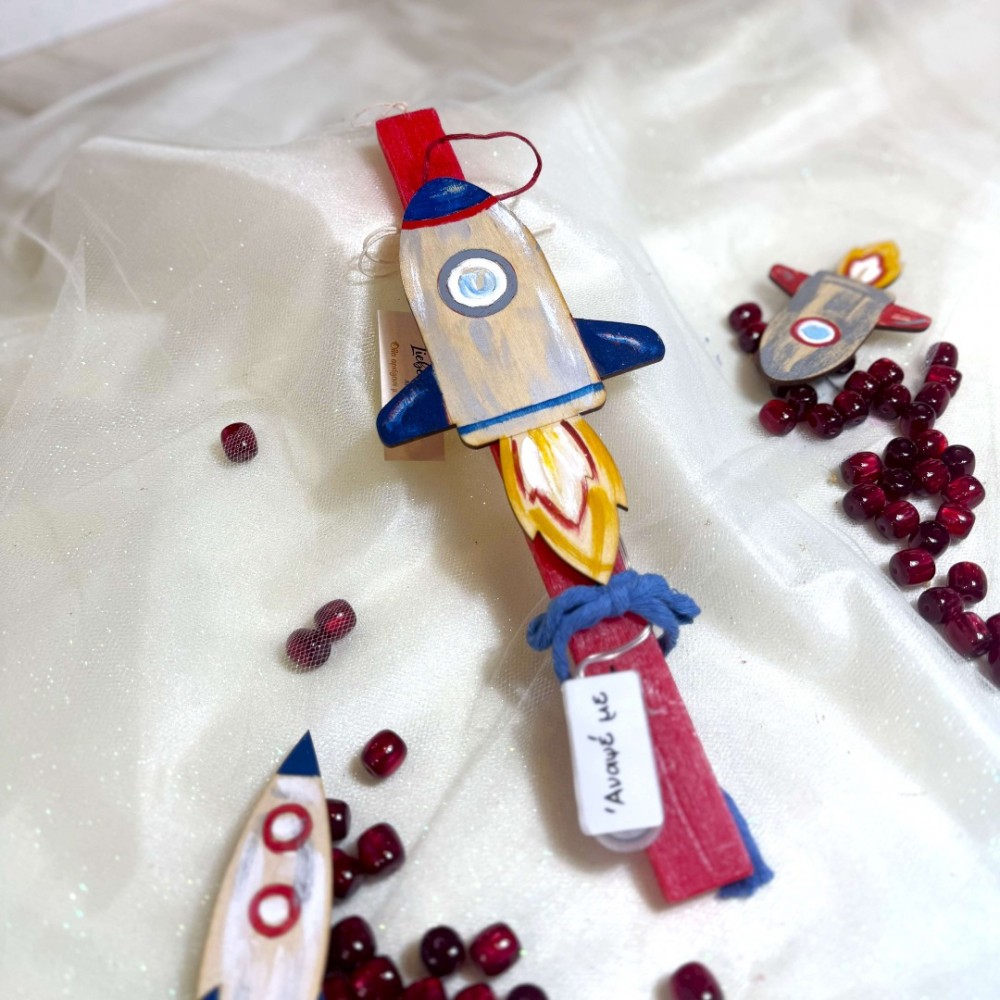 Λαμπάδα αρωματική ξύλινο διαστημόπλοιο φωτιζόμενη