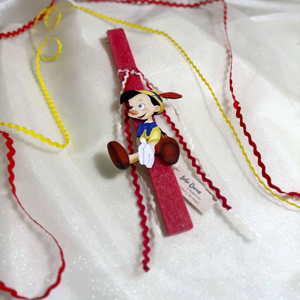 Λαμπάδα κόκκινη αρωματική με τον Πινόκιο