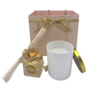 Gift box με αρωματικό κερι και αρωματικό χώρου