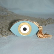 Γούρι Μάτι ξύλινο γαλάζιο με χρυσό μάτι από πλεξιγλάς στο κέντρο του