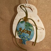Γούρι Ρόδι ξύλινο κρεμαστό με σχέδιο νούφαρα 9x9.5