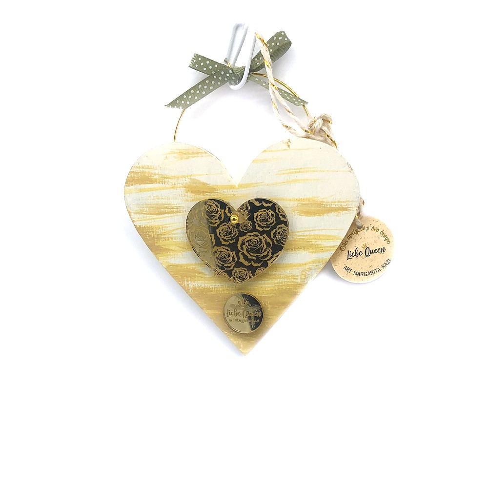Γούρι ξύλινη καρδιά κίτρινη με πλεξιγκλάς χρυσή