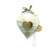 Γούρι ξύλινη καρδιά βεραμάν με πλεξιγκλάς χρυσή