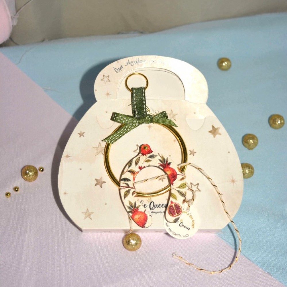 Γούρι Πέταλο κρεμαστό ξύλινο με σχέδιο ρόδια και κρίκο