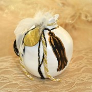 Γούρι Ρόδι κεραμικό λευκό με μάτι μεσαίο 9x9.5