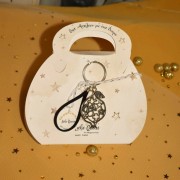 Γούρι μπρελόκ ασημί ρόδι με στολίδια