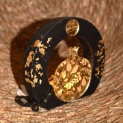 Γούρι ρόδι χρυσό plexiglass σε ξύλο μαύρο μεσαίο φωτιζόμενο