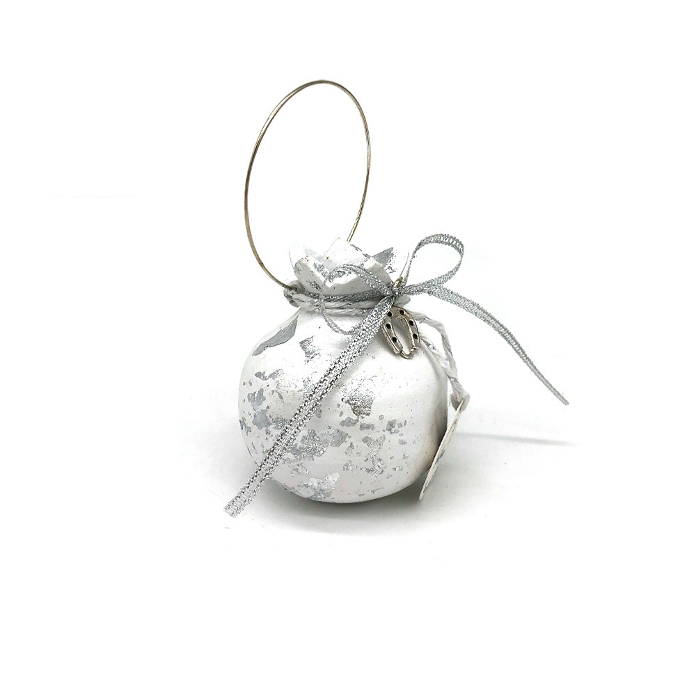 Γούρι Ρόδι κεραμικό μικρό λευκό με πέταλο 5.5x7