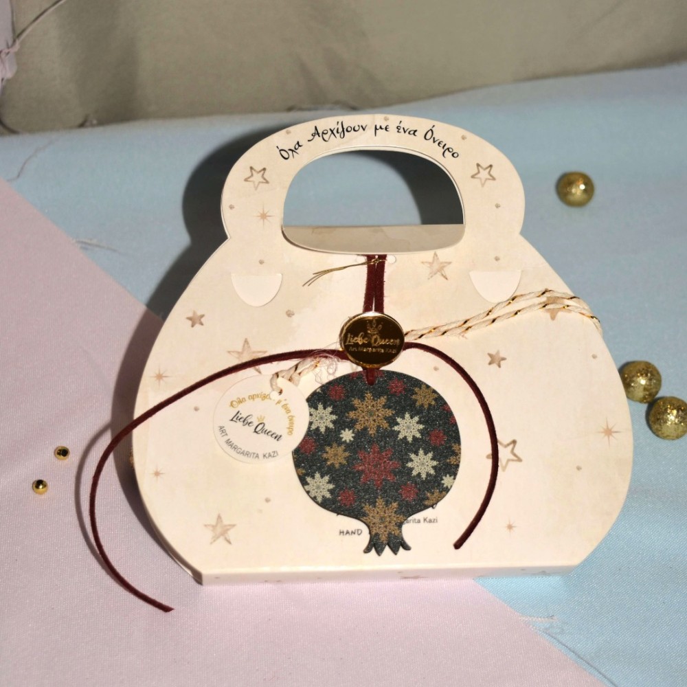 Γούρι Ρόδι μαύρο κρεμαστό ξύλινο με σχέδιο και κορδόνια