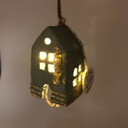 Γούρι σπιτάκι φωτιζόμενο βεραμάν