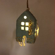 Γούρι σπιτάκι φωτιζόμενο βεραμάν