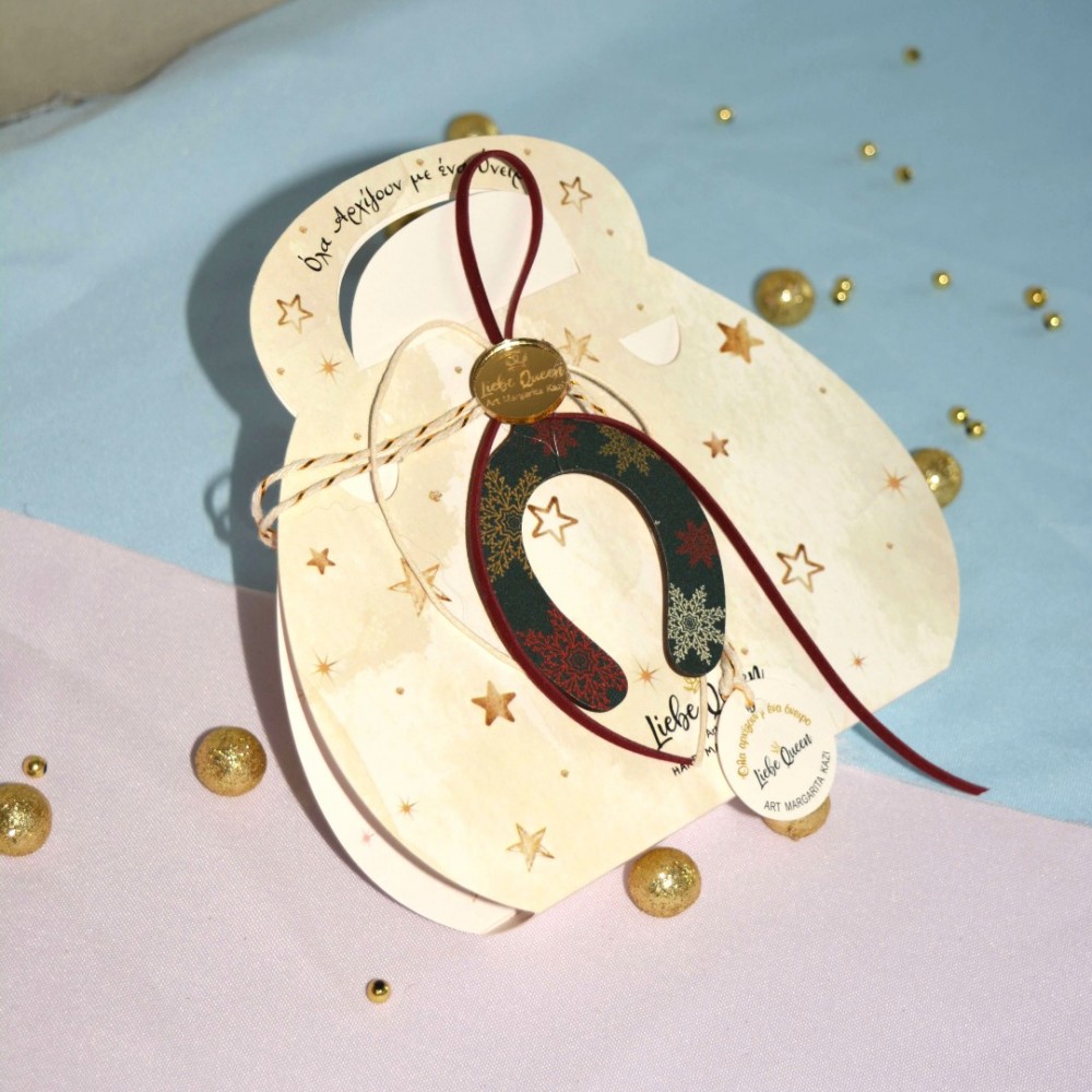 Γούρι πέταλο ξύλινο μικρό μαύρο με σχέδιο νιφάδες χιονιού