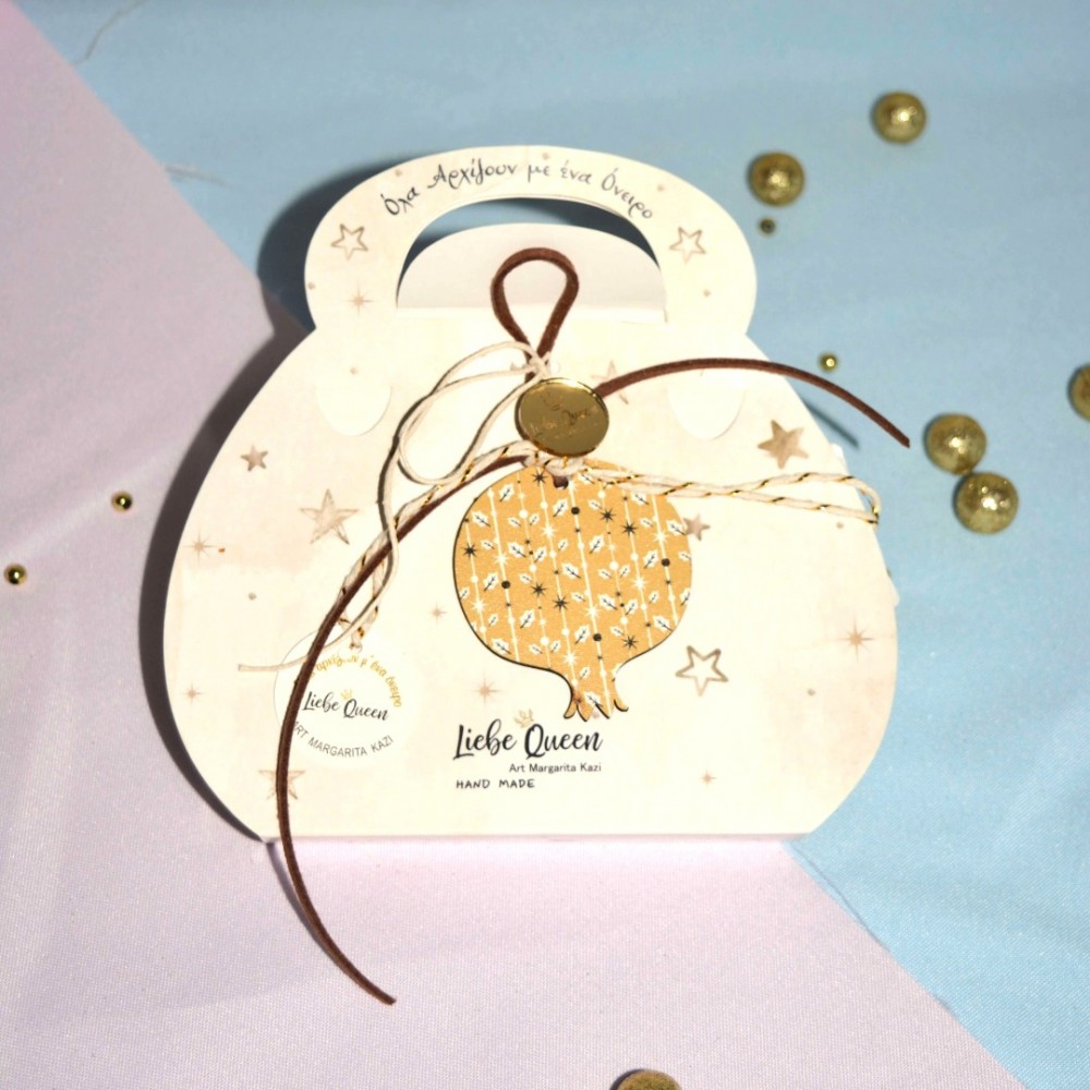 Γούρι Ρόδι κίτρινο κρεμαστό ξύλινο με σχέδιο και κορδόνια