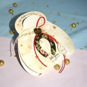 Γούρι πέταλο ξύλινο μικρό μαύρο με σχέδιο ανοιγμένο ρόδι