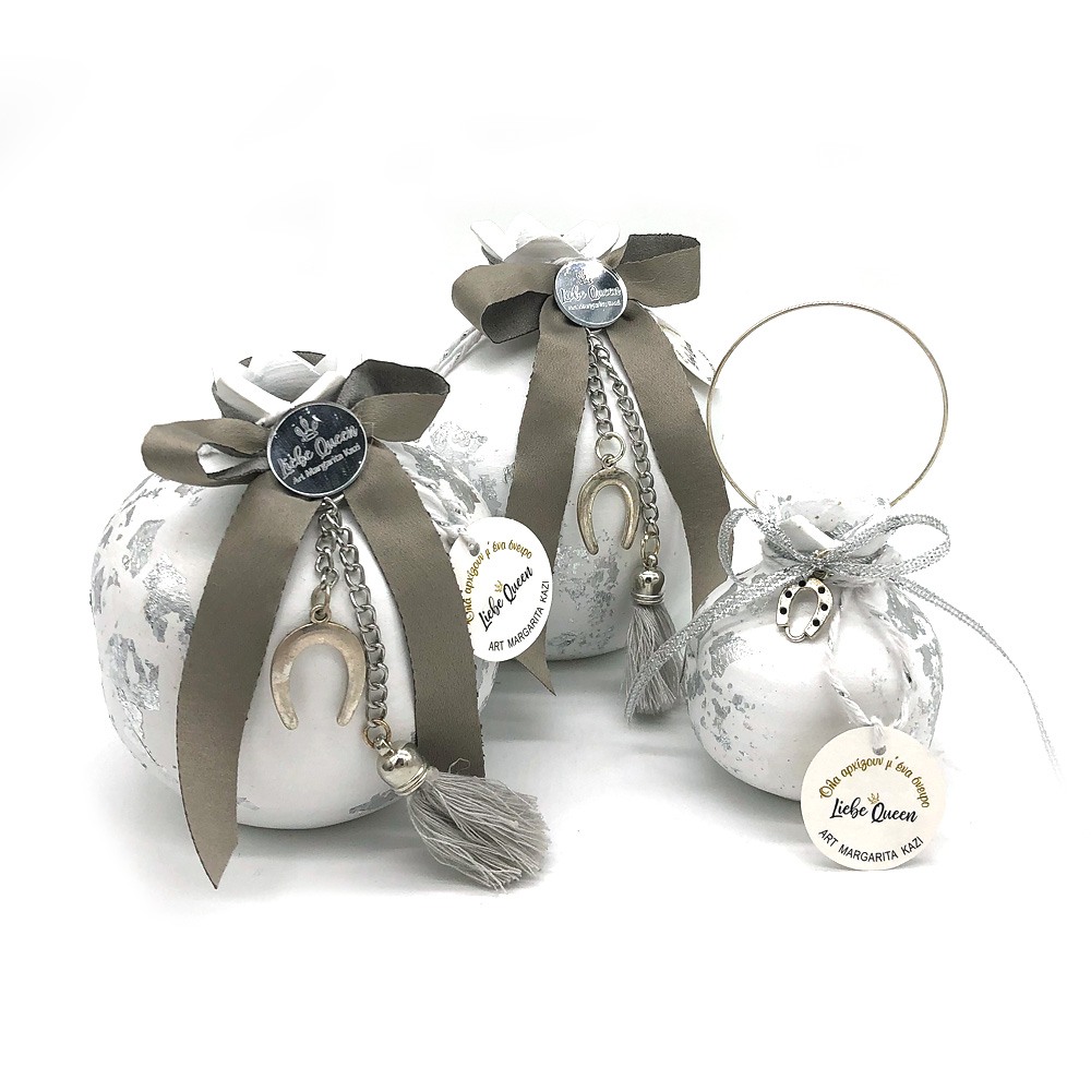 Γούρι Ρόδι κεραμικό μεσαίο λευκό με πέταλο 9x9.5