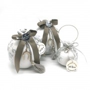 Γούρι Ρόδι κεραμικό μεσαίο λευκό με πέταλο 9x9.5