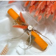 Λαμπάδα αρωματική μελισσοκέρι πορτοκαλί με αποξηραμένο μπουκέτο