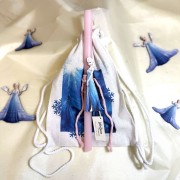 Λαμπάδα αρωματική ροζ με την Έλσα και σακίδιο