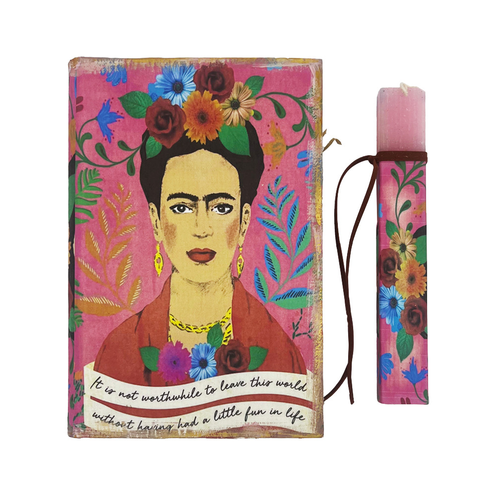 Λαμπάδα Frida Kahlo ροζ σετ με χειροποίητο βιβλίο - κουτί