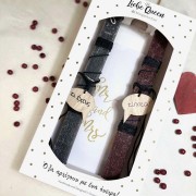 Λαμπάδες για ζευγάρι " -Τι έχεις, -Τίποτα "