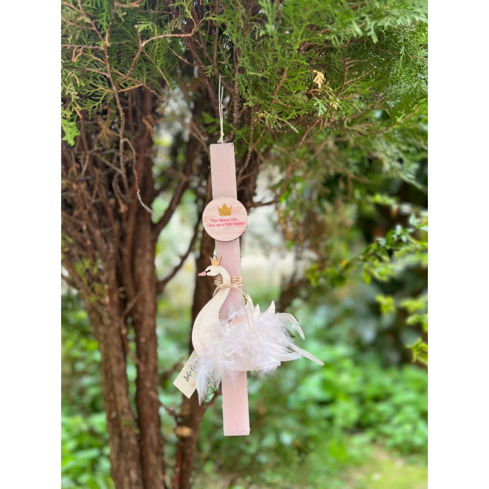 Λαμπάδα αρωματική πλακέ ροζ με ξύλινο κύκνο "Once upon a time"