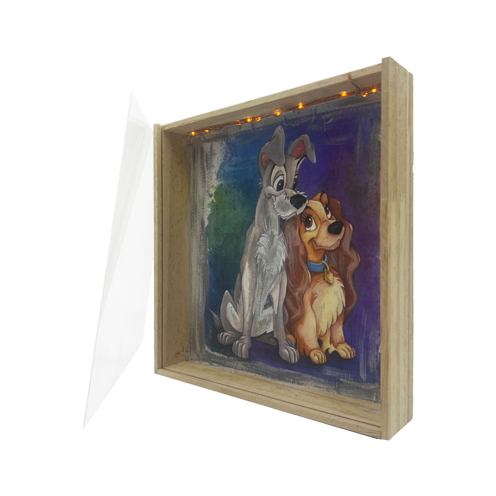 Λαμπάδα Ζευγάρι σκύλων μωβ σετ με χειροποίητο κουτί-κάδρο φωτιζόμενο