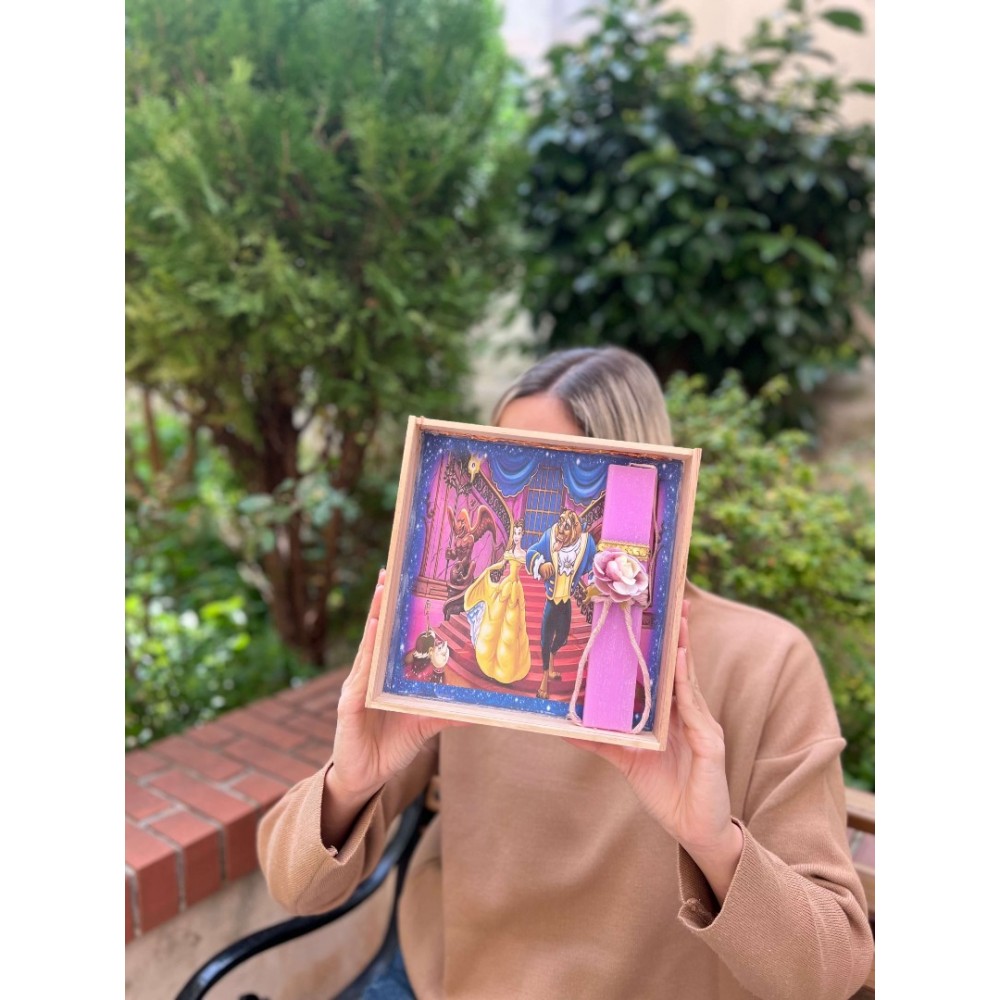 Λαμπάδα Πριγκίπισσα και το Τέρας σετ με χειροποίητο κάδρο φωτιζόμενο