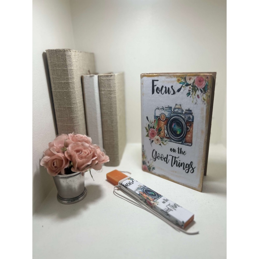 Λαμπάδα "Focus" σετ με χειροποίητο βιβλίο - κουτί