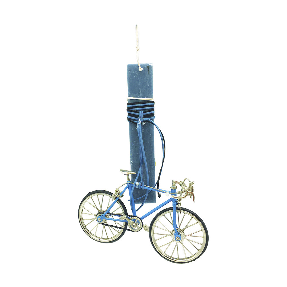 Λαμπάδα με μπλε μεταλλικό αθλητικό ποδήλατο